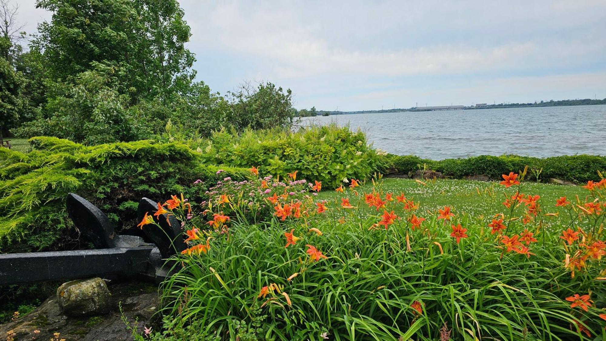Hotel Oasis Lac St-Louis Salaberry-de-Valleyfield Dış mekan fotoğraf