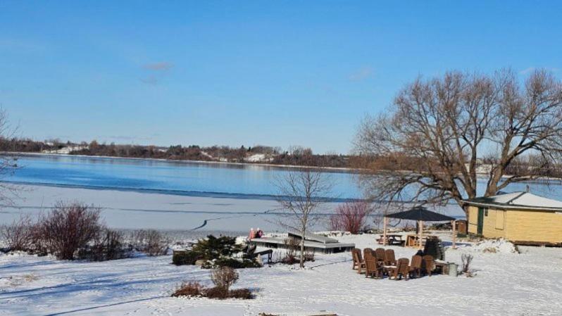 Hotel Oasis Lac St-Louis Salaberry-de-Valleyfield Dış mekan fotoğraf