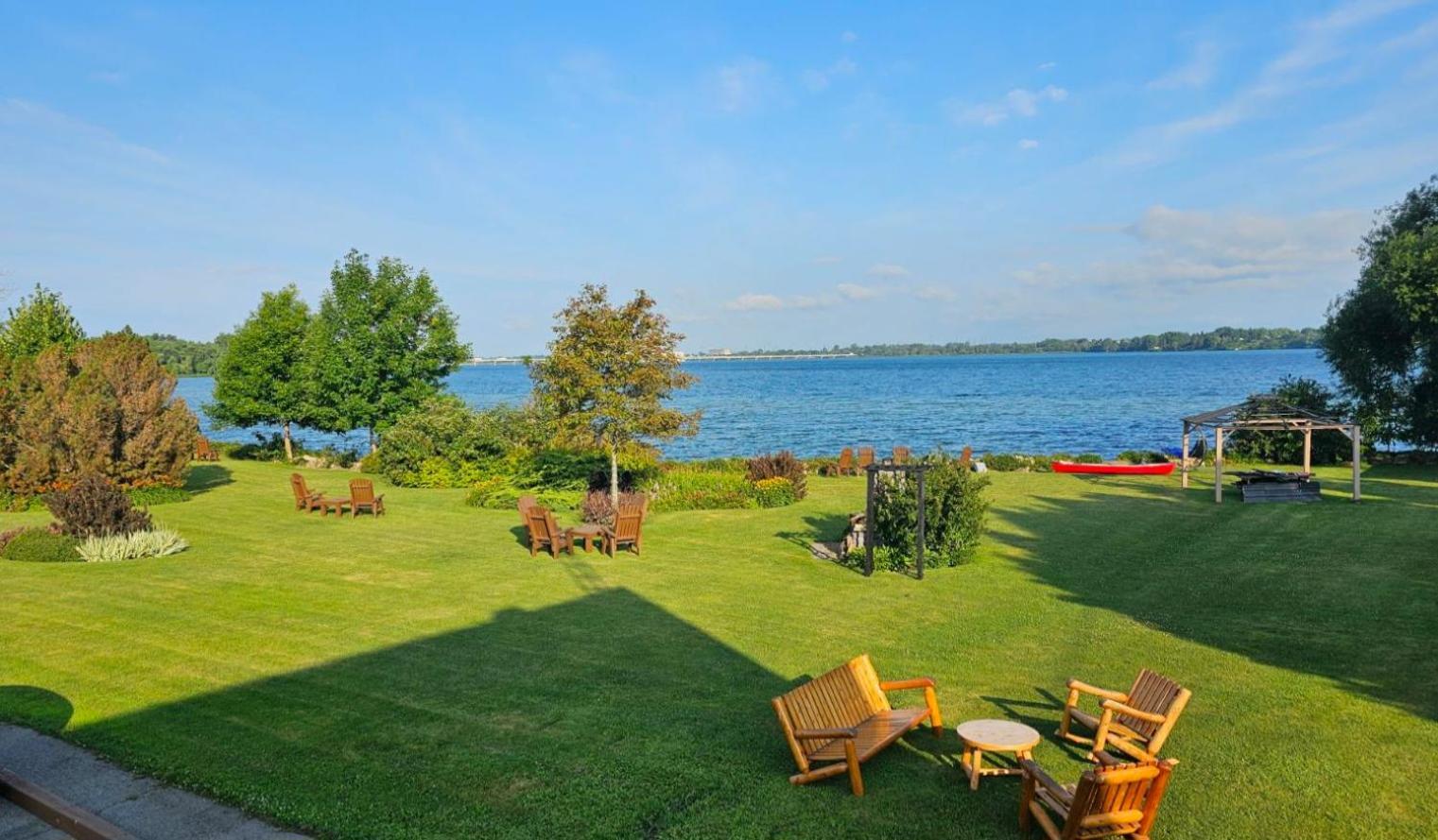 Hotel Oasis Lac St-Louis Salaberry-de-Valleyfield Dış mekan fotoğraf