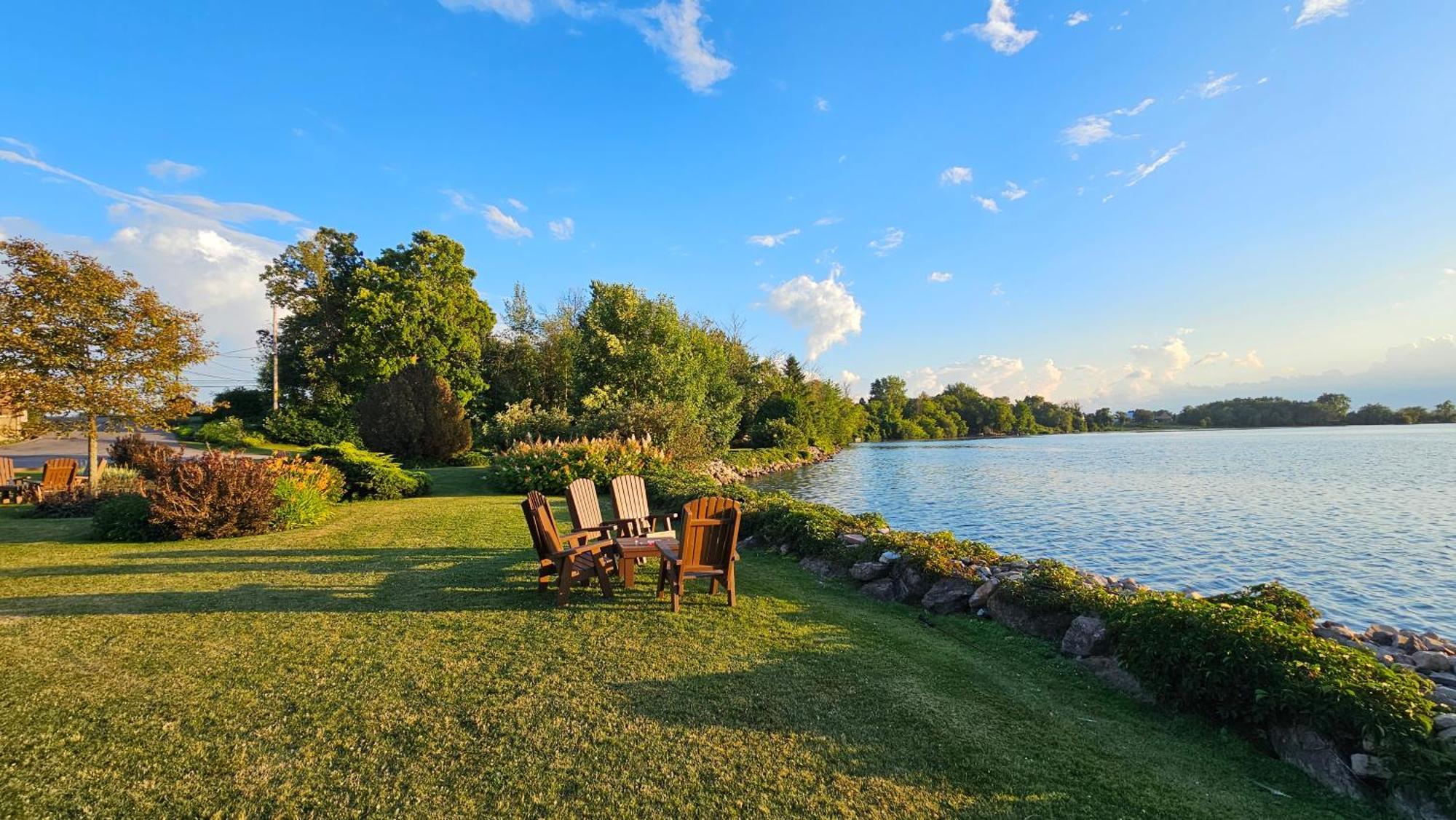 Hotel Oasis Lac St-Louis Salaberry-de-Valleyfield Dış mekan fotoğraf
