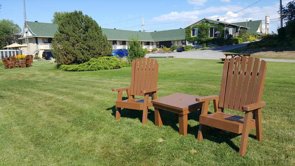 Hotel Oasis Lac St-Louis Salaberry-de-Valleyfield Dış mekan fotoğraf